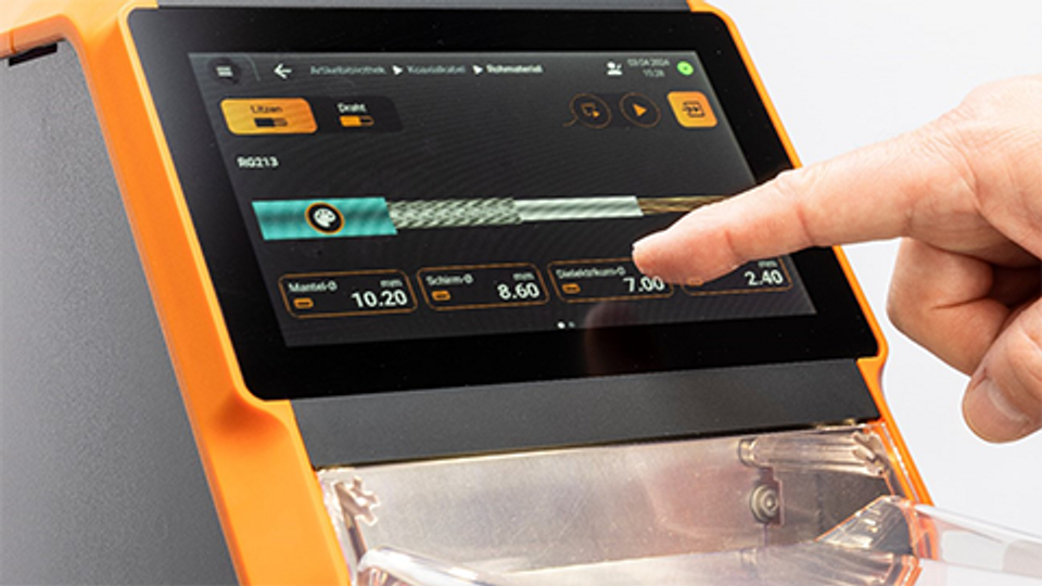 Strip Series B240 - Focus on Ergonomic Design and Intuitive Handling