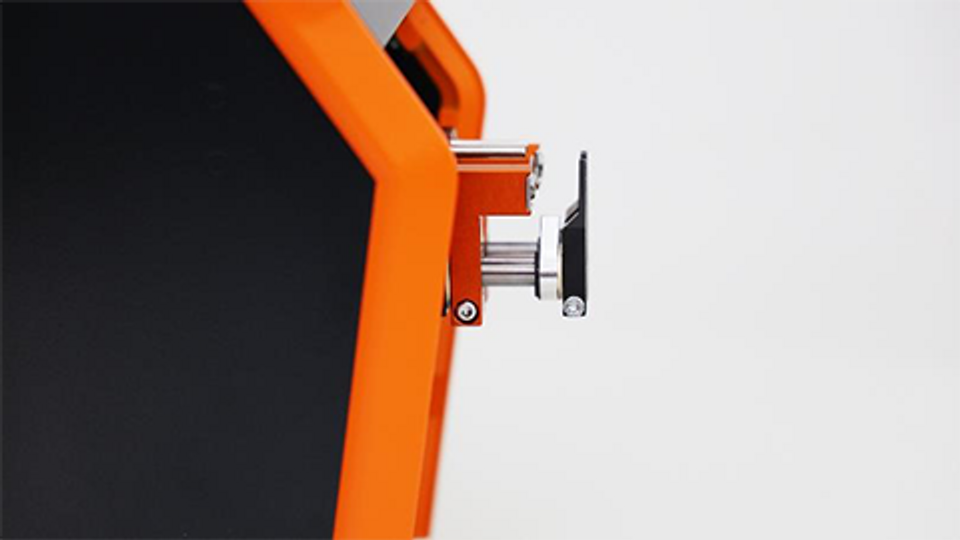 Strip Series B300 - High flexibility with additional clamp jaws