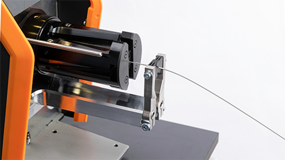Strip Series B440 - Reliable Feeding with Versatile Clamping Jaws