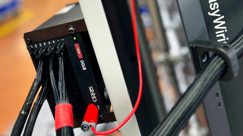 EasyWiring - Identificação e teste automáticos de cabos