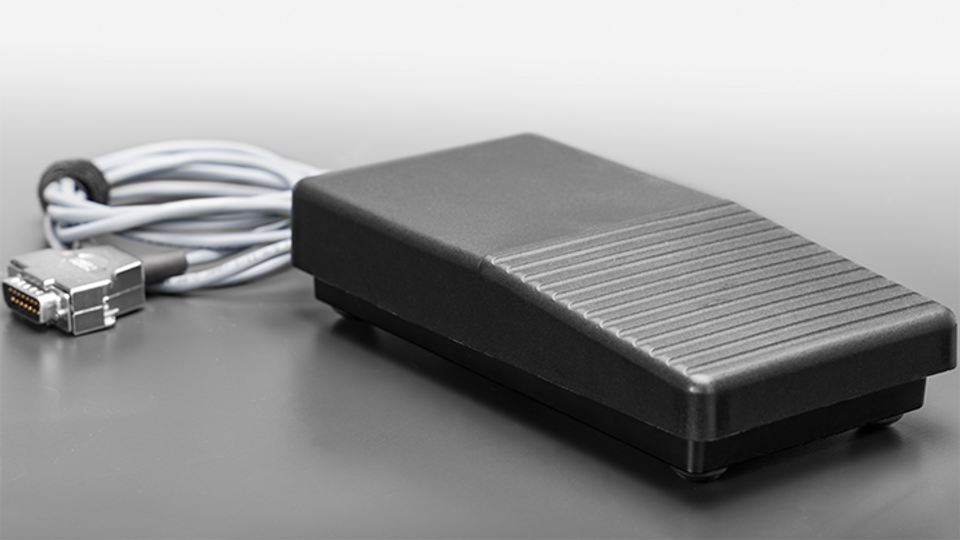 Strip Series B200 - Ergonomic activation via sensor or foot switch