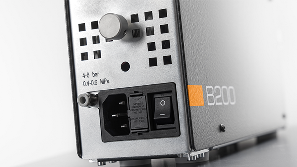 Strip Series B200 - Flexible use with any standard power socket