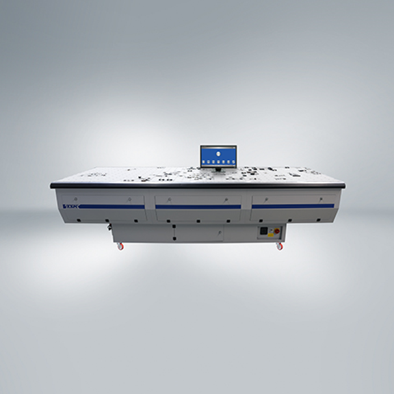 TS1700 LV Test Tables & Consoles Komax #1