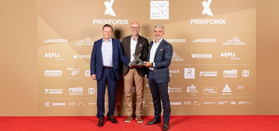 Komax wins the “Oscar of the façade industry”