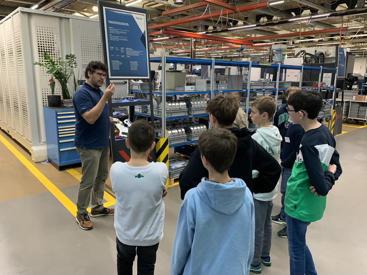 National Future Day at Komax and Schleuniger