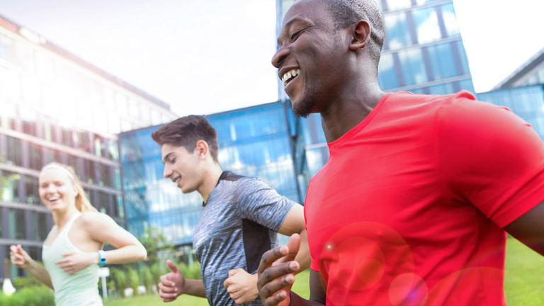 Attractive health promotion all year round at Komax