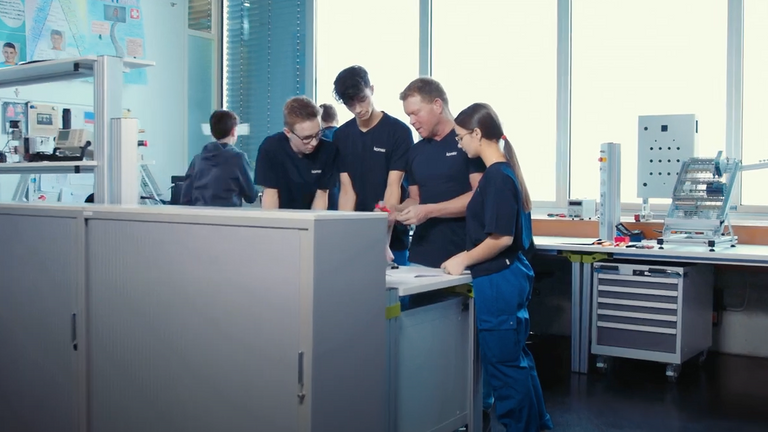 Your future at Komax – watch the video!
