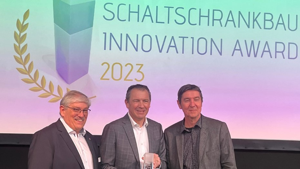 Zeta 620 gewinnt den Innovation Award Schaltschrankbau 2023